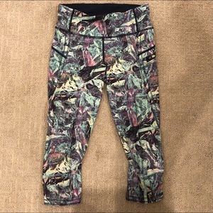 Lululemon Cropped Running Pants